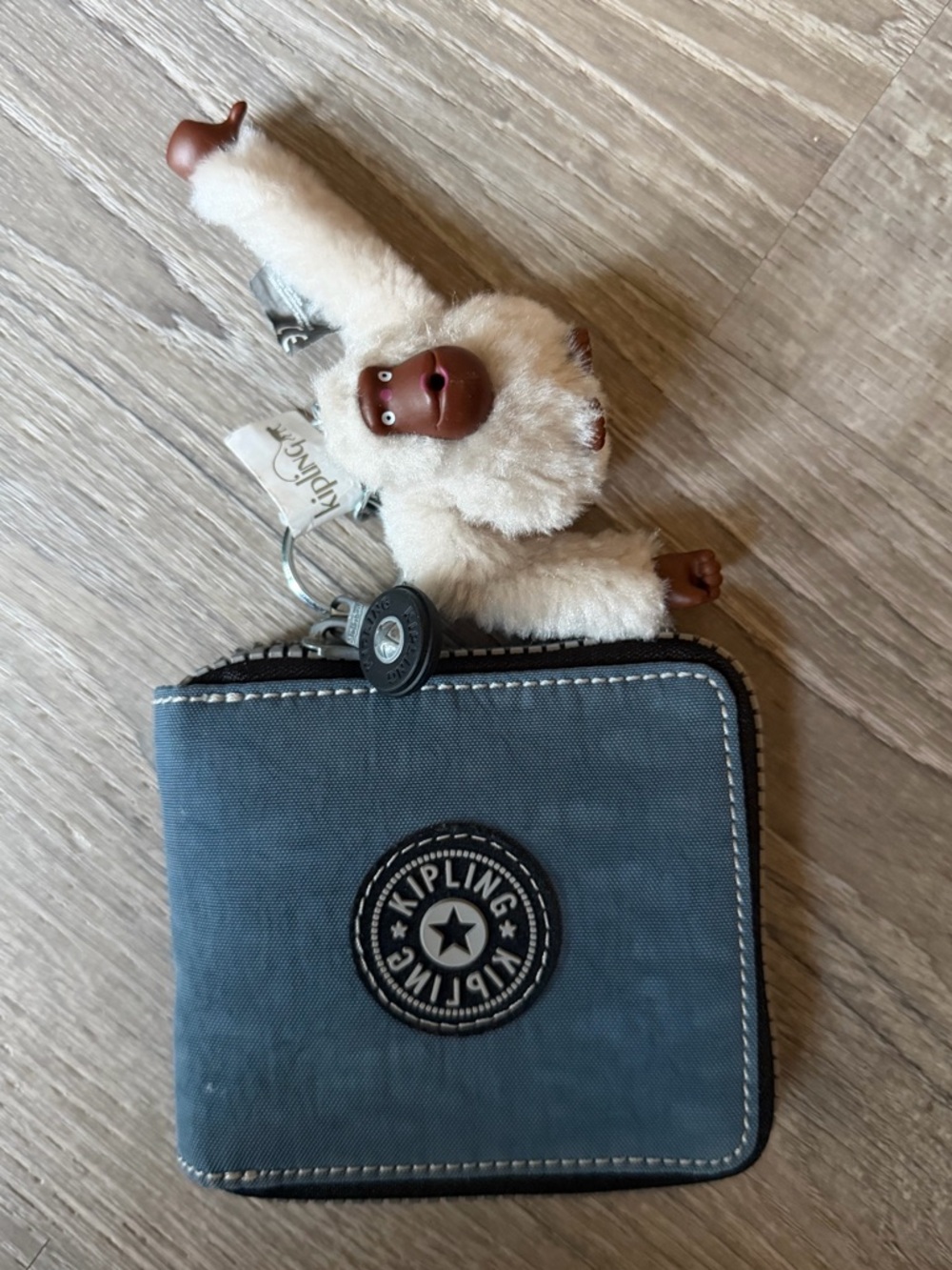 Y2K Kipling Wallet w/ Monkey Keychain